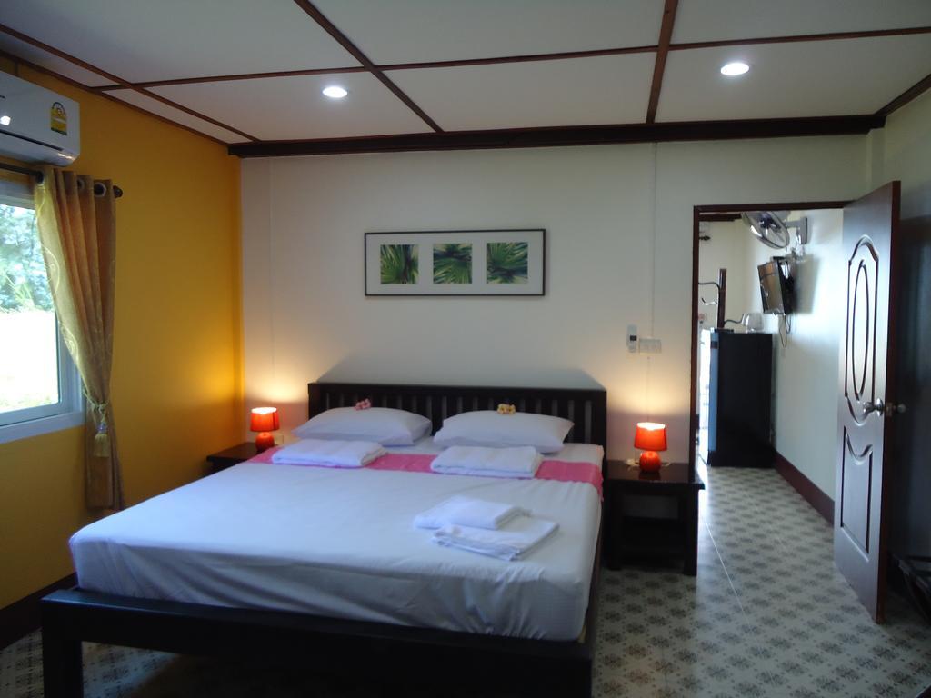 Sea Breeze House, Naiplao Beach Khanom Luaran gambar