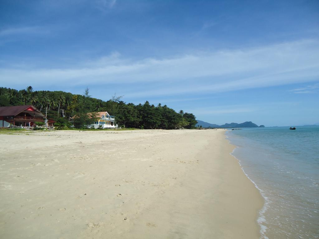 Sea Breeze House, Naiplao Beach Khanom Luaran gambar
