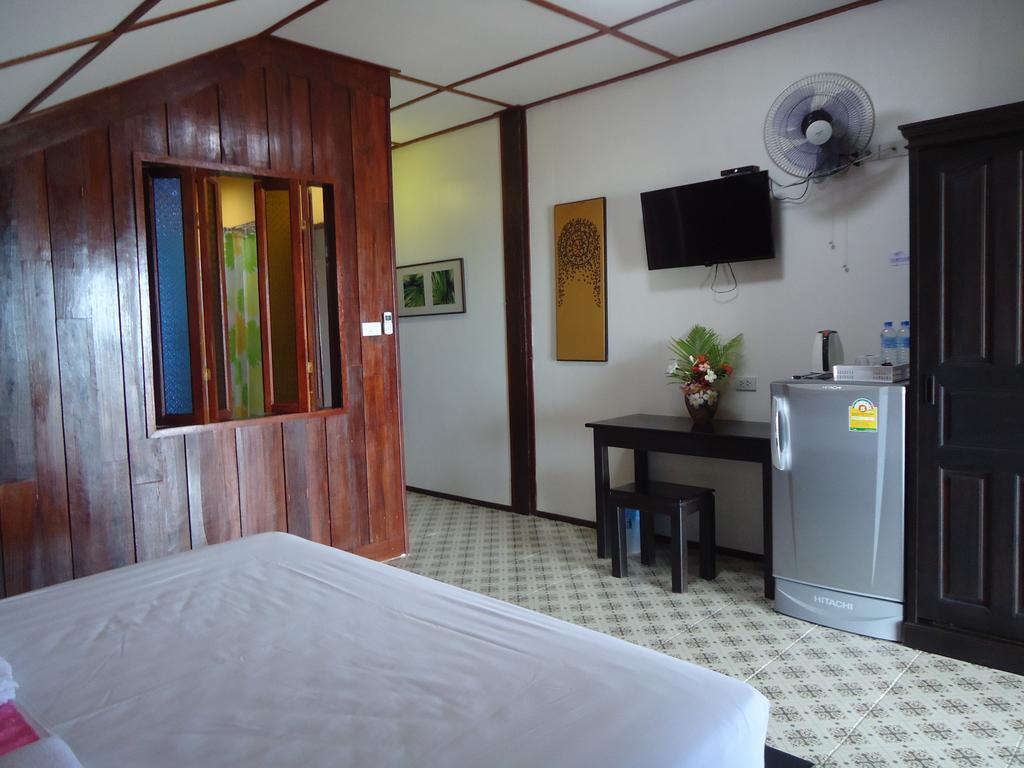 Sea Breeze House, Naiplao Beach Khanom Luaran gambar